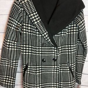 IZBYER Juniors Heavy Fleece Jacket in Black & White Houndstooth Size Sma…